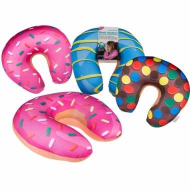 Bruine donut nekkussen voor op reis
