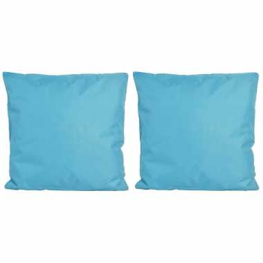 Set van 2x stuks bank/sier kussens voor binnen en buiten in de kleur lichtblauw 45 x 45 cm tuinkusse