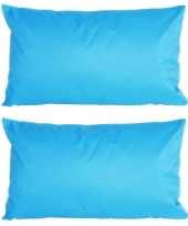 4x stuks bank sier kussens voor binnen en buiten in de kleur lichtblauw 30 x 50 cm tuinkussens voor